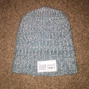 Love Your Melon // Headbands of Hope Beanie